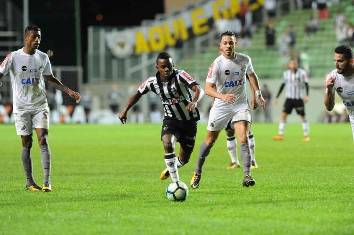 Atltico e Santos se enfrentaram, no Independncia, pela 13 rodada do Campeonato Brasileiro