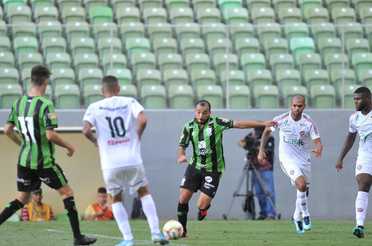 Amrica e Boa Esporte empataram em jogo movimentado no Independncia 