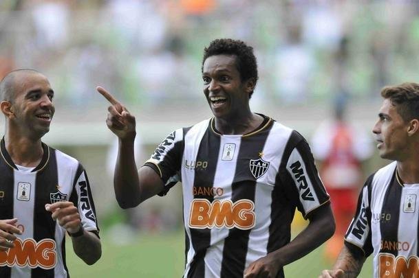 02/02/2014 - Atltico 2 x 1 Nacional - Campeonato Mineiro - J marcou o primeiro gol do Galo em 2014