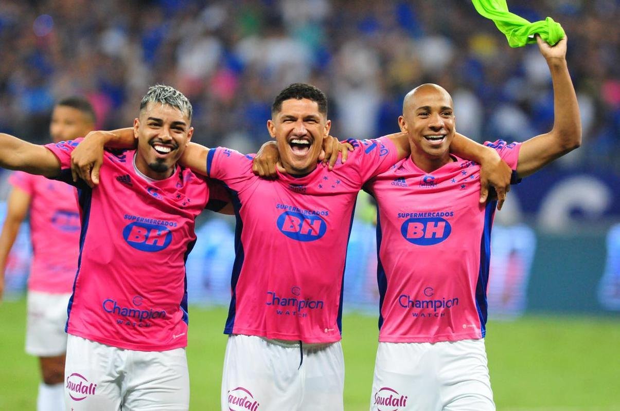 Em reencontro com a torcida aps o ttulo da Srie B, Cruzeiro enfrentou o Ituano no Mineiro, em Belo Horizonte, pela 33 rodada. Veja as melhores imagens!