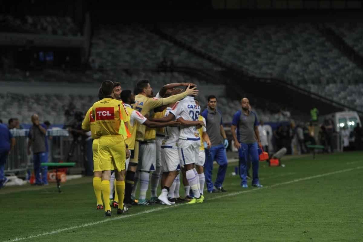 Imagens da partida entre Cruzeiro e Sport, duelo vlido pela 21 rodada da Srie A do Campeonato Brasileiro