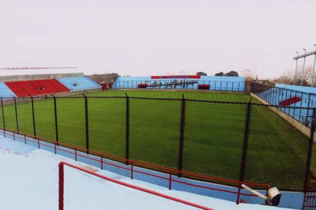 Julio Humberto Grondona (Argentina) - um jogo e uma vitria. Foram cinco gols marcados e dois sofridos