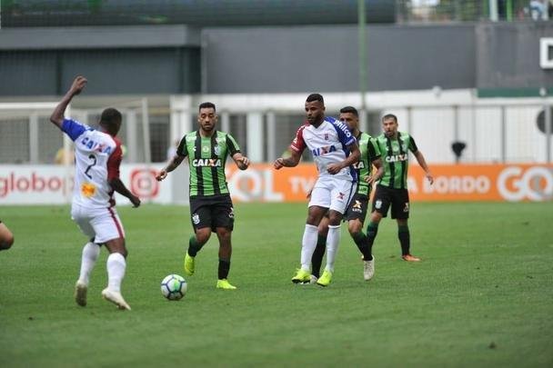 Equipes se enfrentaram na tarde deste sábado, pela 33ª rodada da Série A
