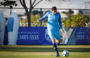 Cruzeiro encerrou preparao para jogo com Palmeiras em treino fechado na Toca da Raposa II