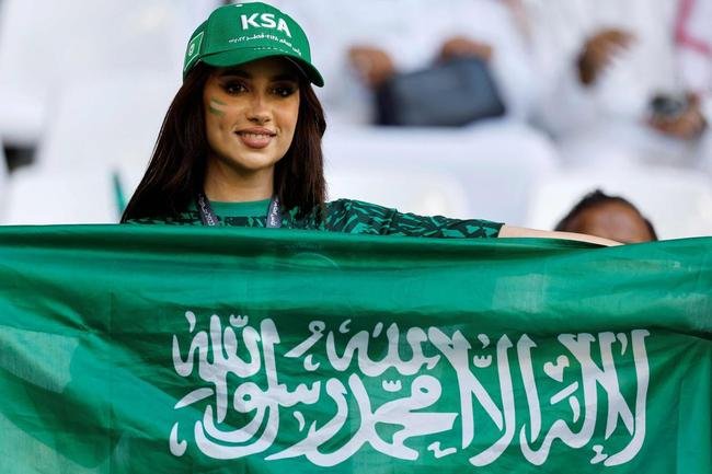 Polnia x Arbia Saudita: fotos da torcida no jogo da Copa do Mundo