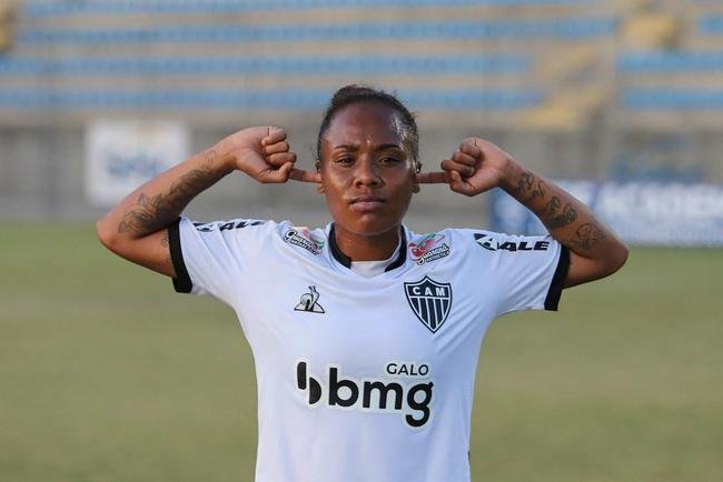 Camisa nmero 2 feminina da temporada 2021