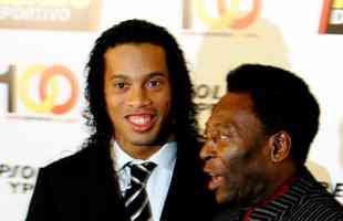 31/01/2006 - Pel com o craque Ronaldinho Gacho