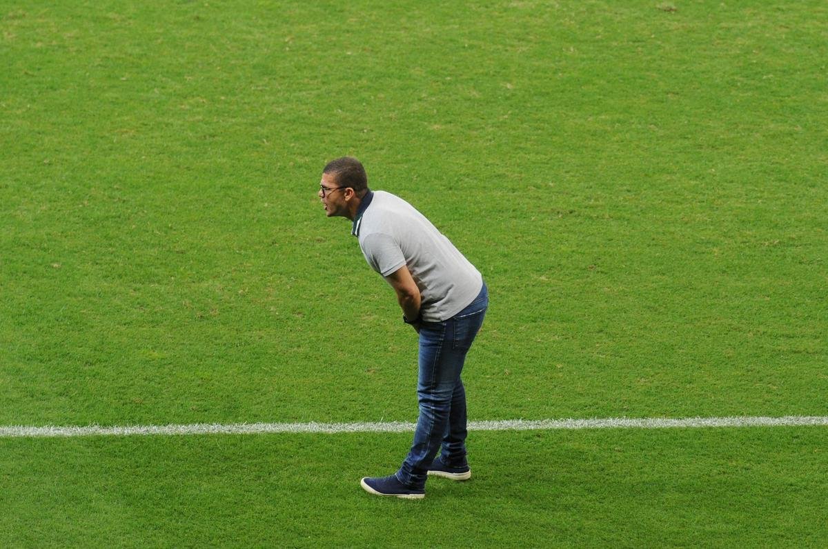 Fotos do duelo entre Cruzeiro e Chapecoense, no Mineiro, pela quarta rodada da Srie B