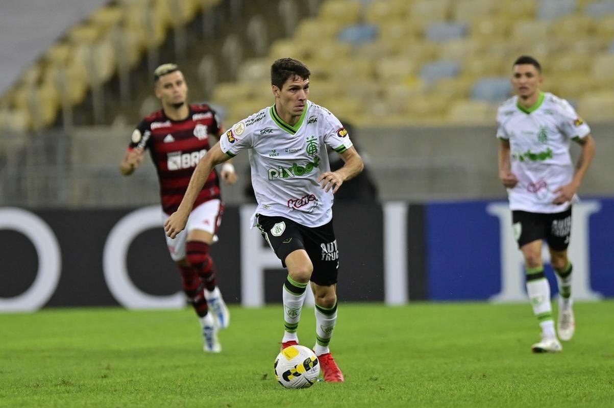 Amrica foi derrotado pelo Flamengo por 3 a 0, no Maracan 