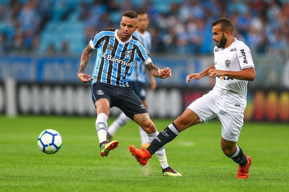 Grmio jogou melhor e conseguiu vitria por 2 a 0 sobre o Atltico na Arena, em Porto Alegre, pela 13 rodada do Campeonato Brasileiro