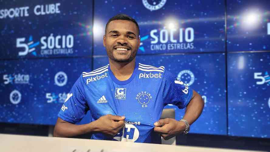 Meia-atacante Niko, novo reforo do Cruzeiro para a temporada 2023. Jogador vindo por emprstimo do So Paulo declarou ser torcedor do clube celeste desde a infncia
