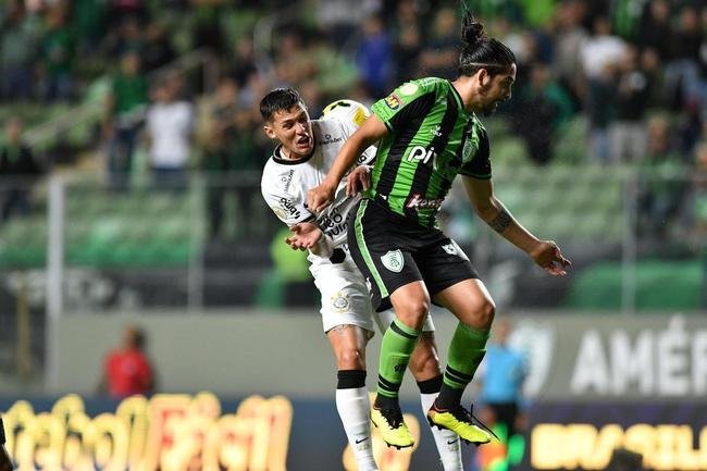 Fotos do jogo entre Amrica e Corinthians