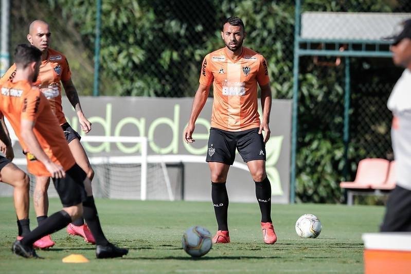 Ramn Martnez - Valor de mercado em 27/11/2019: 1 milho de euros. Valor de mercado em 08/04/2020:800 mil euros.