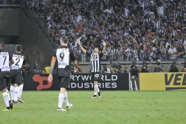 Gabriel marcou o gol de honra do Galo no Mineiro, no primeiro duelo da final, diminuindo para 2 a 1