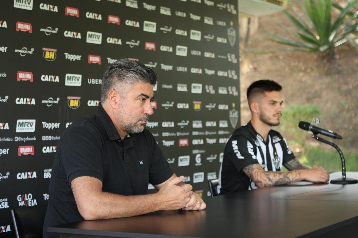 Apresentao do meia Nathan, novo jogador do Atltico