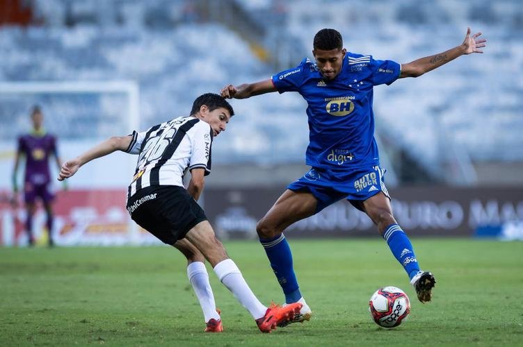 Fotos do clássico do centenário, entre Cruzeiro e Atlético, no Mineirão, em Belo Horizonte, pela nona rodada do Campeonato Mineiro