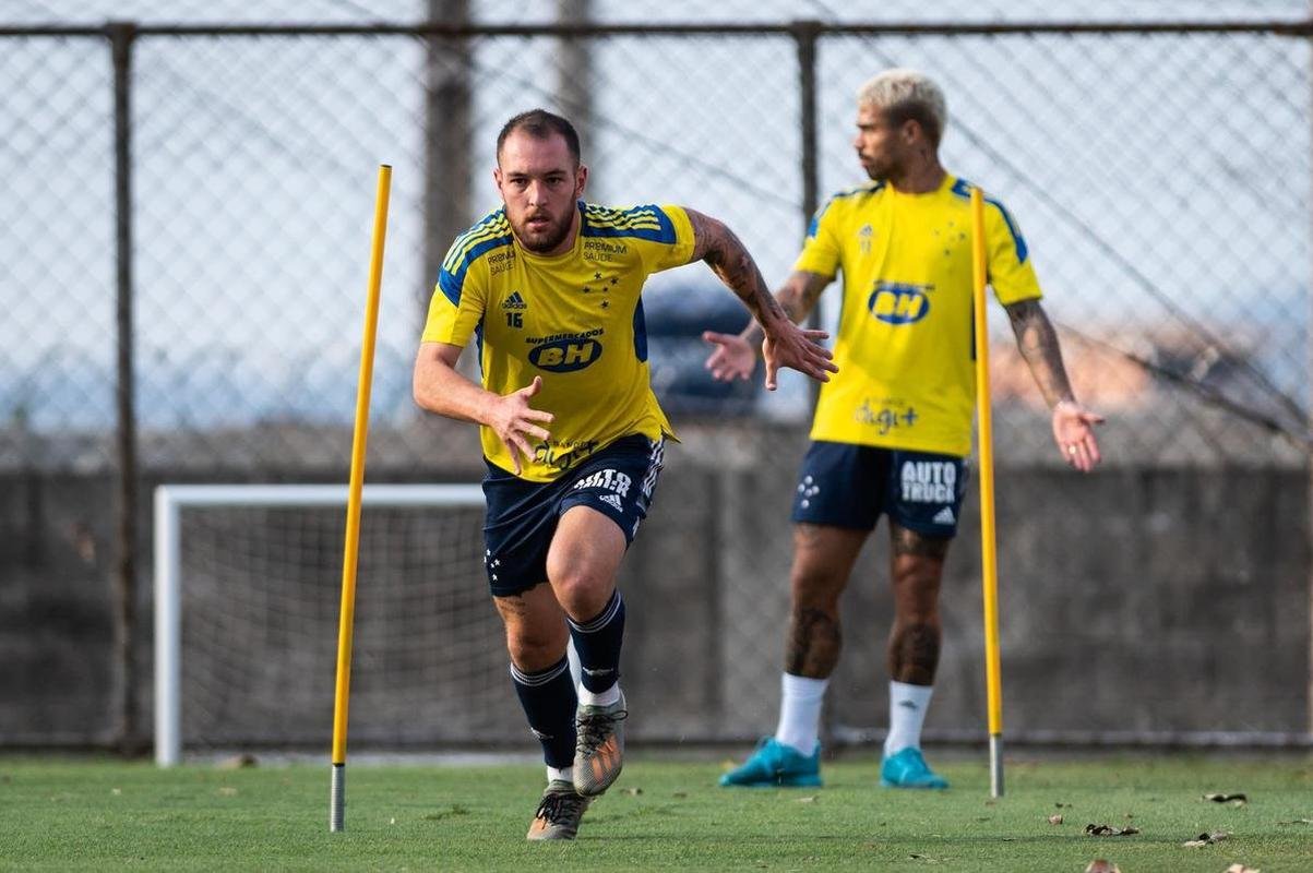 Fotos do treino do Cruzeiro desta segunda-feira (27/9)