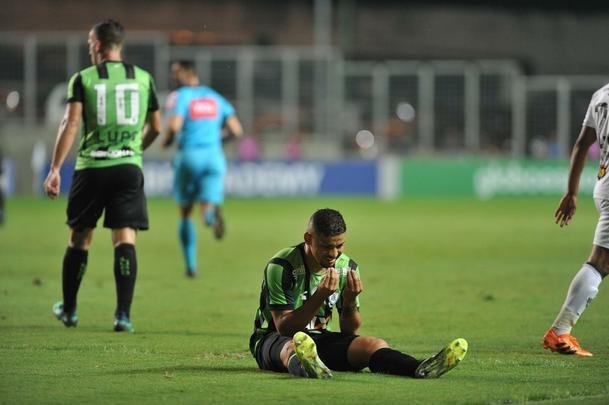 Amrica e Atltico se enfrentaram em clssico vlido pela dcima rodada do Brasileiro