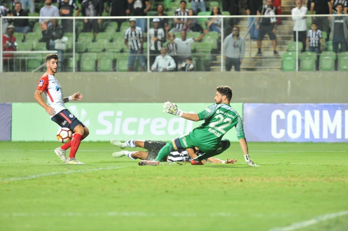 Partida foi disputada no Independncia, nessa noite de tera-feira
