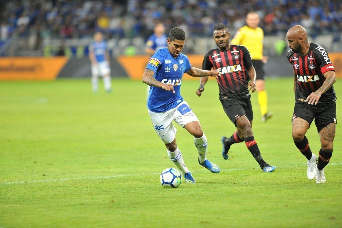 Cruzeiro conseguiu marcar no segundo tempo, com Arrascaeta, mas sofreu empate no fim com Bergson