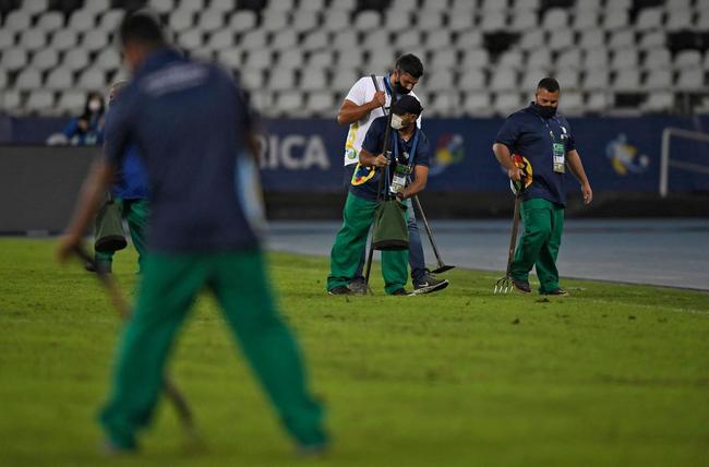 Brasil e Peru se enfrentaram pela segunda rodada do Grupo B da Copa Amrica