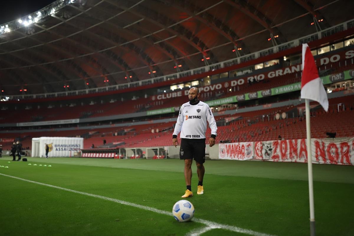 Atltico visitou o Internacional no Beira-Rio, pela quarta rodada do Brasileiro 