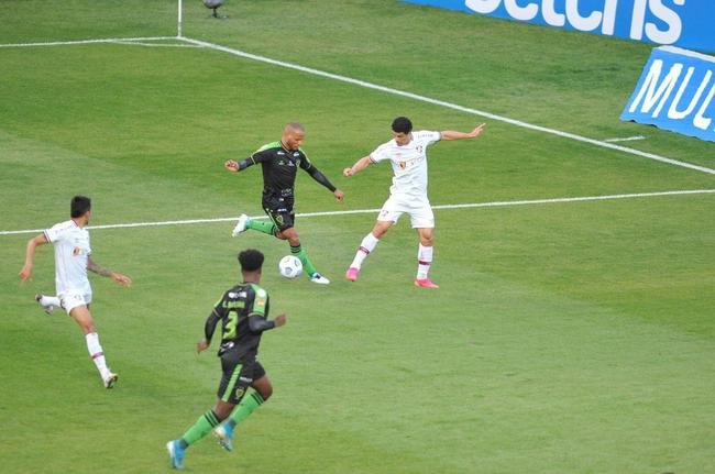 Amrica e Fluminense se enfrentaram em Belo Horizonte, pela 15 rodada do Campeonato Brasileiro