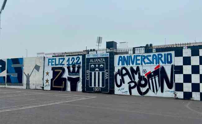 Entrada do Estdio Alejandro Villanueva, em Lima, onde o Atltico-MG enfrenta o Alianza Lima