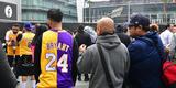 Torcedores do Lakers e amantes do basquete homenageiam Kobe Bryant