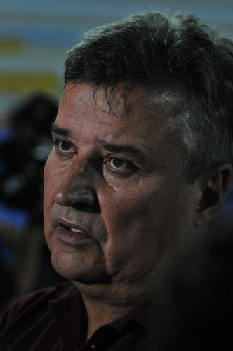 Conselheiros e associados do Cruzeiro durante votação de mudança do Estatuto do clube. Assembleia geral autorizou venda de até 90% das ações da SAF para investidores. Houve festa dos cruzeirenses no Parque Esportivo do Barro Preto, em BH, devido à possibilidade de chegada de recursos para tornar o futebol mais competitivo a partir de 2022.