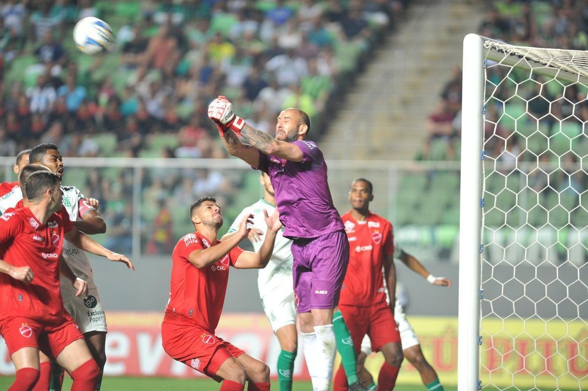 Amrica enfrentou o Vila Nova nesta tera-feira, no Independncia