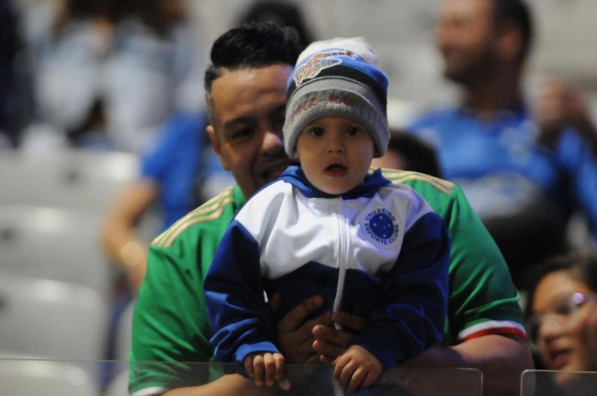 Torcedores do Cruzeiro no jogo com o Vila Nova, no Mineiro