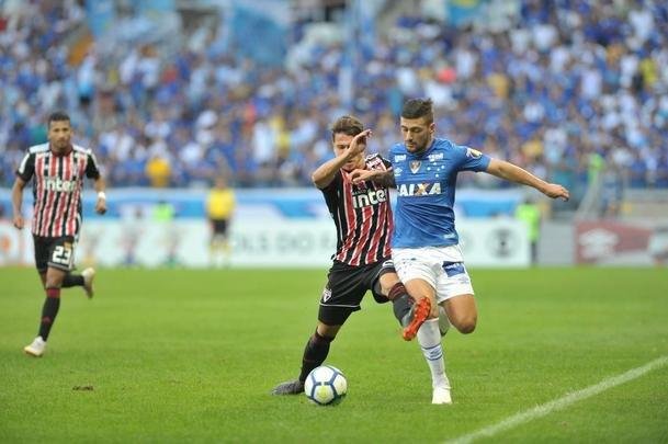 Fotos do jogo entre Cruzeiro e So Paulo