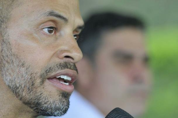 Marques foi apresentado pelo presidente Srgio Sette Cmara