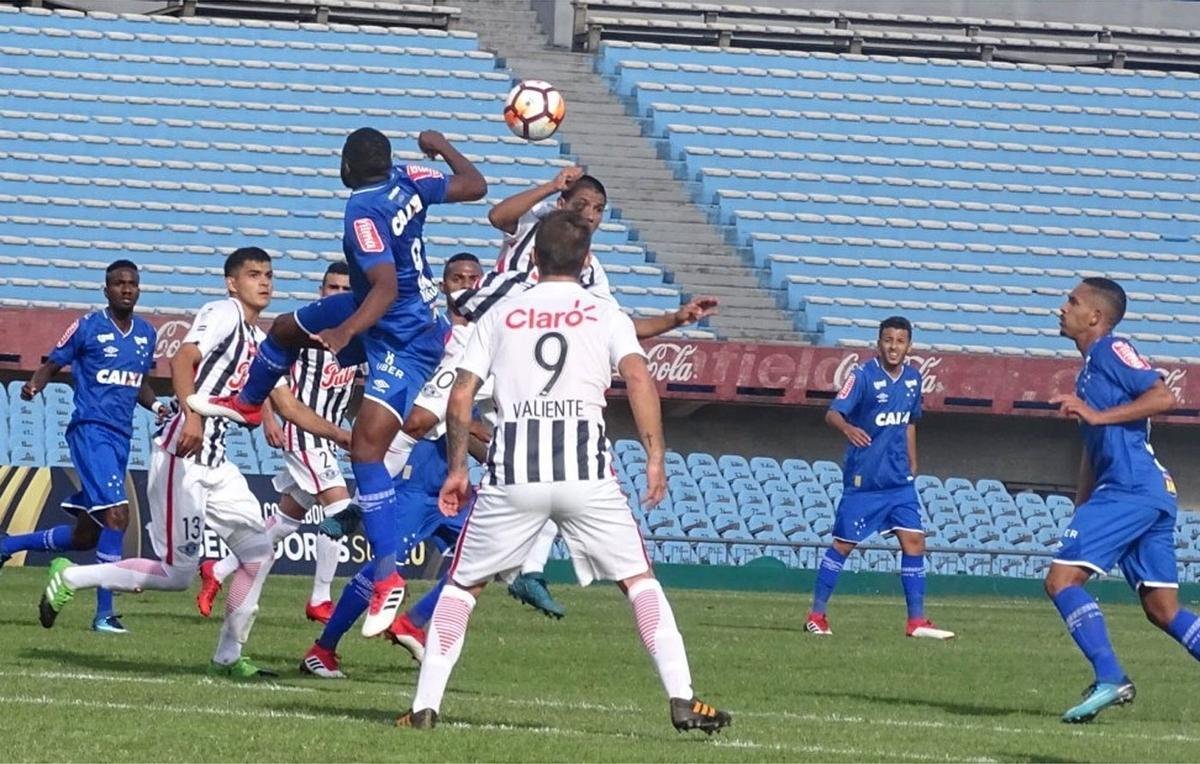 Fotos de Libertad 3x1 Cruzeiro (Divulgao/Conmebol)
