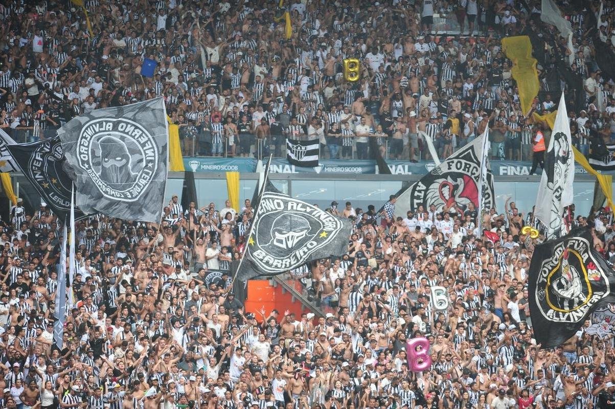 Fotos da torcida do Atltico na final do Campeonato Mineiro contra o Cruzeiro