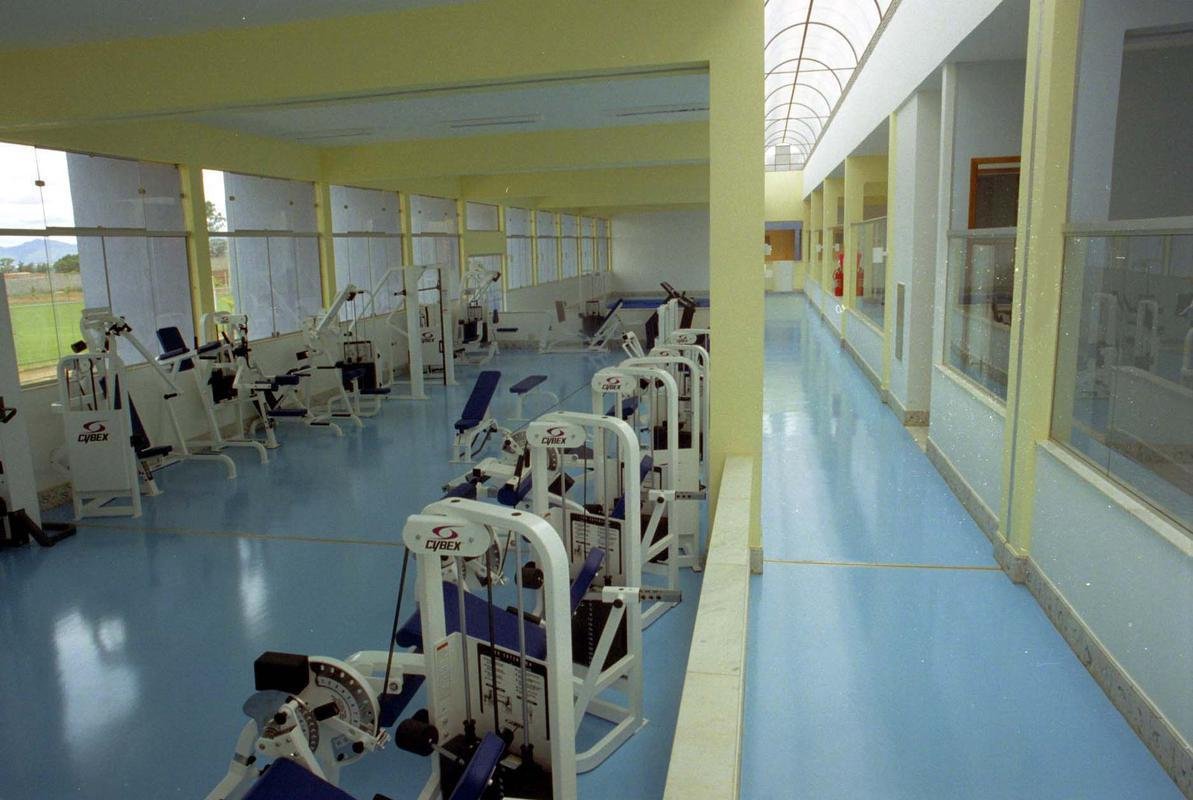 Fotos da Toca da Raposa II em 2003, um ano aps sua inaugurao, perodo em que era referncia no Brasil em centros de treinamento