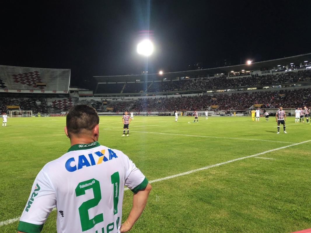 Santa Cruz e Amrica em duelo vlido pela 28 rodada do Campeonato Brasileiro