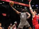 James Harden reclama de mudança de regra na NBA: 'Uma falta é uma falta'