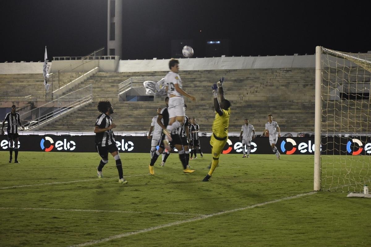 Treze-PB e América se enfrentaram pela primeira fase da Copa do Brasil, no Estádio Amigão, em Campina Grande