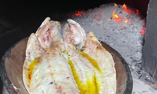 Jantar de Ronaldo em Madri com tcnico Carlo Ancelotti, campeo espanhol pelo Real Madrid, e famosos, como Figo, Hierro e Nadal