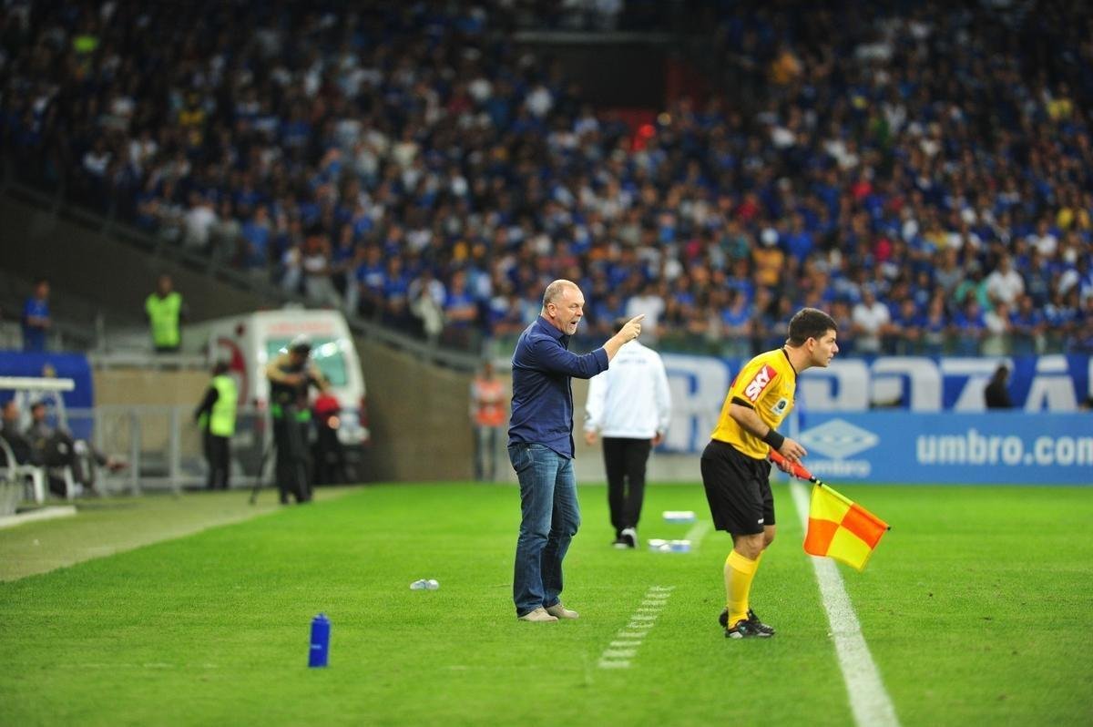 Fotos do segundo tempo, no Mineiro: Bruno Henrique fez 2 a 1 para o Santos e levou deciso para os pnaltis