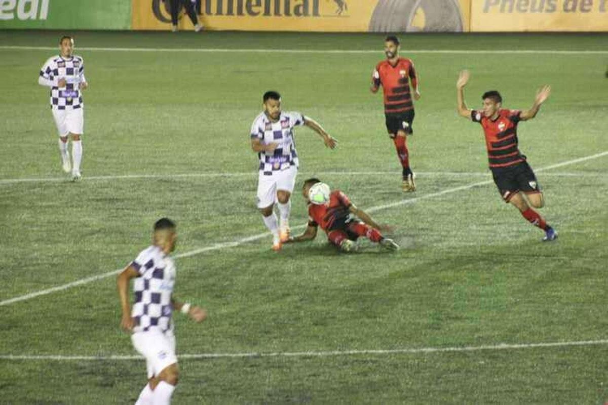 Terceira fase de 2020: Atltico-GO venceu o So Jos-RS no primeiro jogo em casa por 2 a 0 e se classificou aps derrota no jogo de volta por 1 a 0.