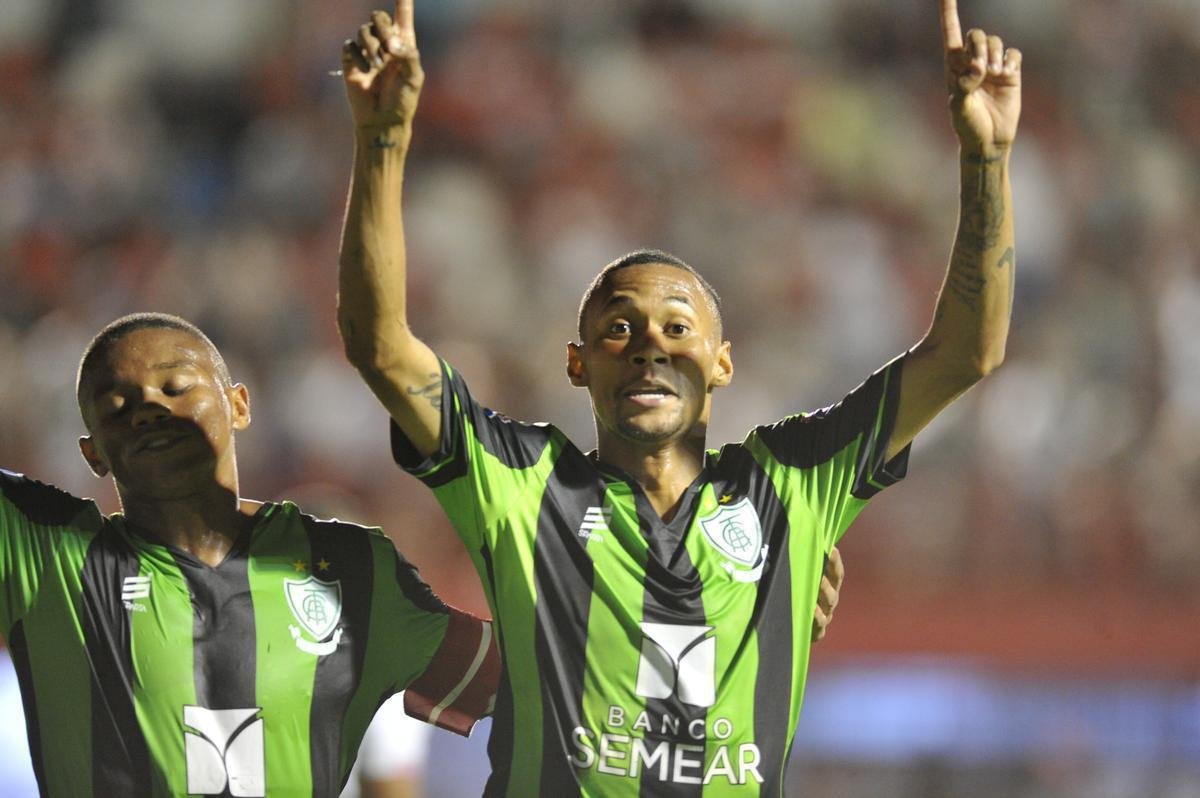 As melhores fotos do duelo entre Villa Nova e Amrica, em Nova Lima, pelo Mineiro