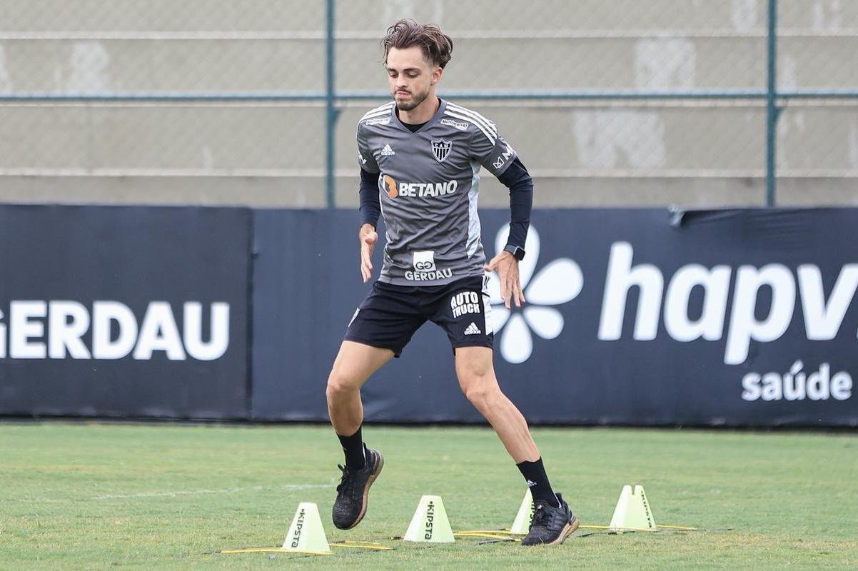 Veja fotos do primeiro dia de pr-temporada do Atltico