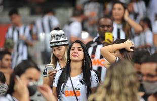 Fotos da torcida do Atltico no pr-jogo contra o Palmeiras no Mineiro