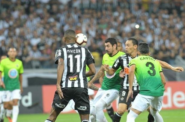 Veja fotos da partida entre Atltico e Zamora, no Mineiro