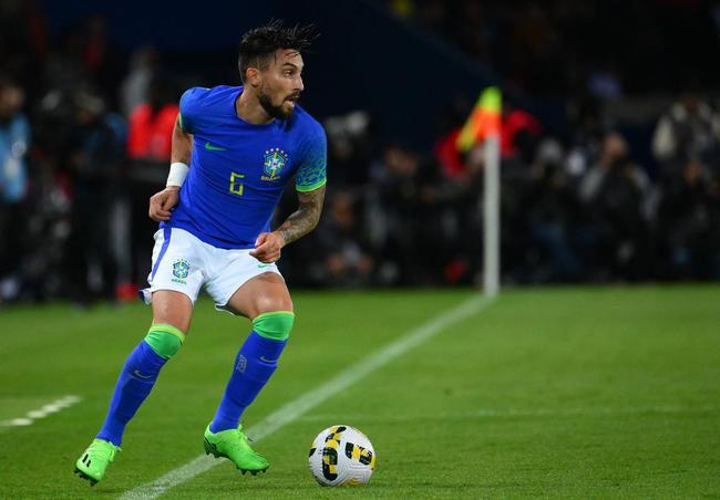 Alex Telles (Sevilla, 29 anos, lateral esquerdo): 14 milhões