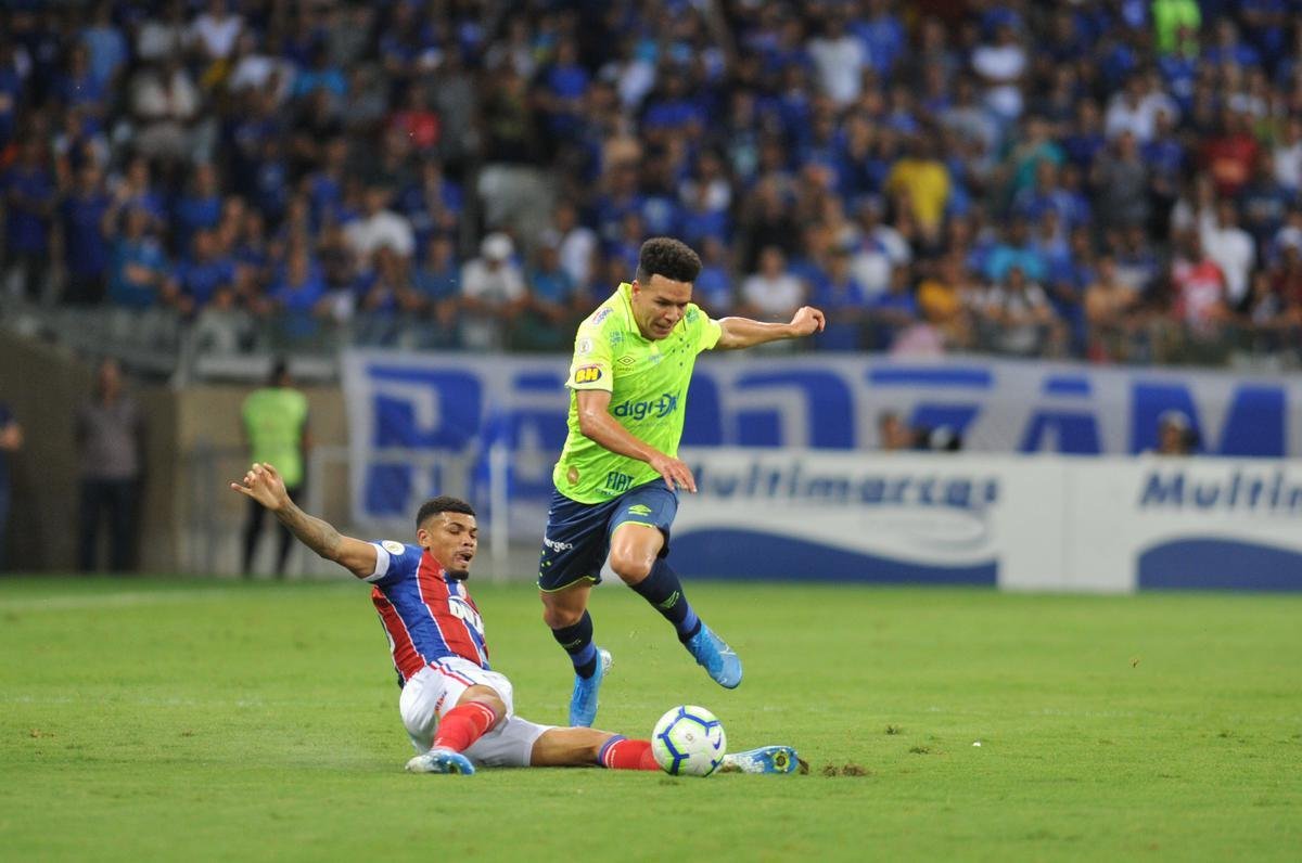 Cruzeiro estreou terceiro uniforme, o ltimo produzido pela Umbro