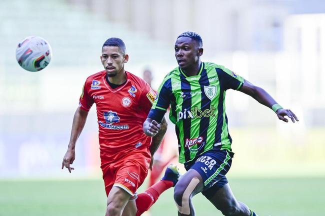 O Amrica recebeu o Tombense neste sbado (19), em jogo vlido pela 11 rodada do Campeonato Mineiro. Sem pblico, a partida foi realizada no Estdio Independncia, em Belo Horizonte.